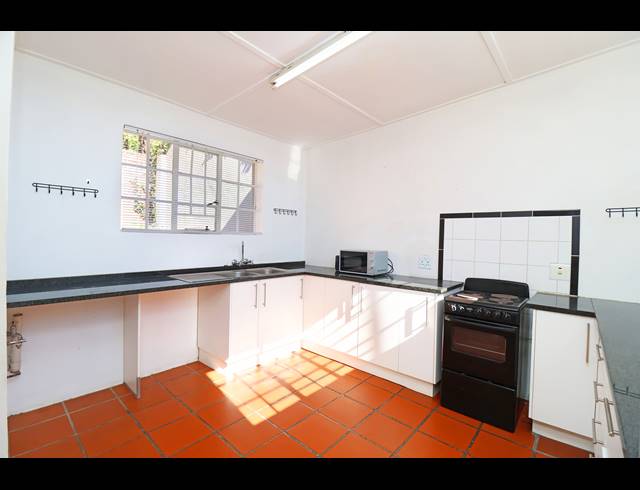 3 BEDROOM HOUSE FOR SALE IN WESTDENE